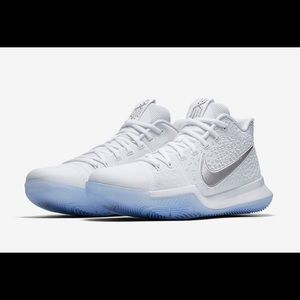 Kids/women’s Kyrie 3 basketball shoes
